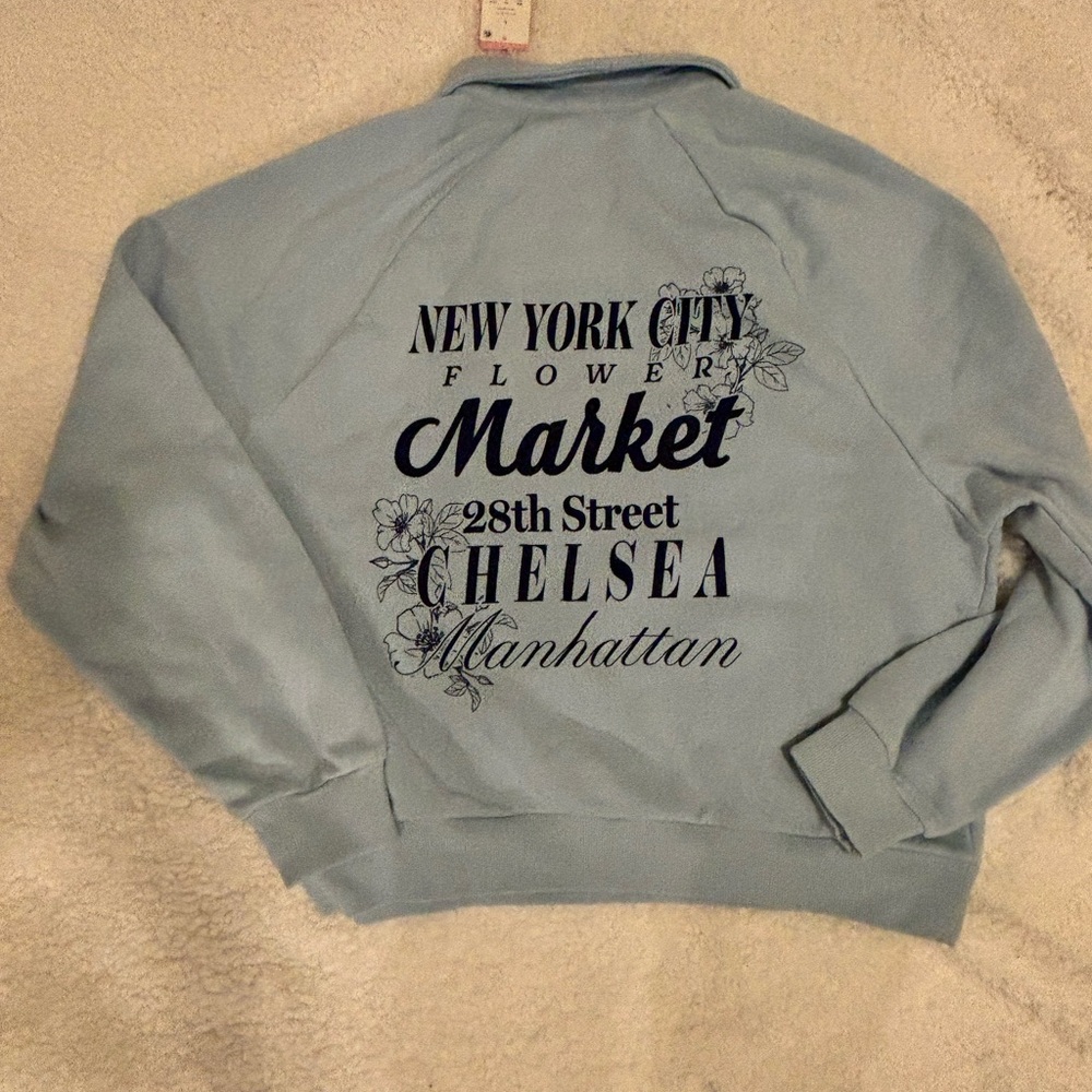 Zoe & Liv Light Blue Pullover Collared Sweatshirt with Floral Detail super soft - Picture 2 of 2